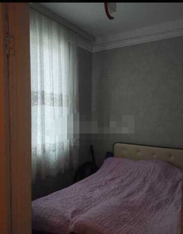 ZAZ: Dernegul metrosuna yaxin 5 deqe mesafede 2 otaq 30 kv 5/2 de menzil