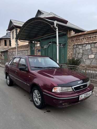 белорус 82 1: Daewoo Nexia: 2005 г., 1.6 л, Механика, Бензин, Седан