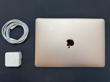 Apple MacBook: Модель: Macbook 12 Состояние: близко к идеалу. Никаких потертостей