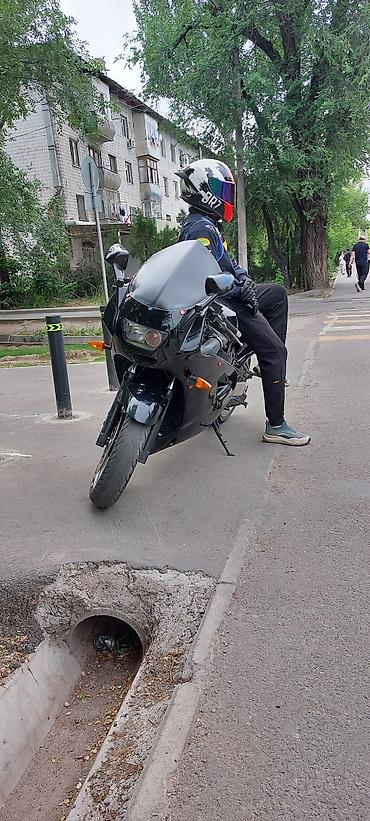 105 с: Мотоцикл Kawasaki ZZR 1100 — это мощный спортивно-туристический байк с — 4