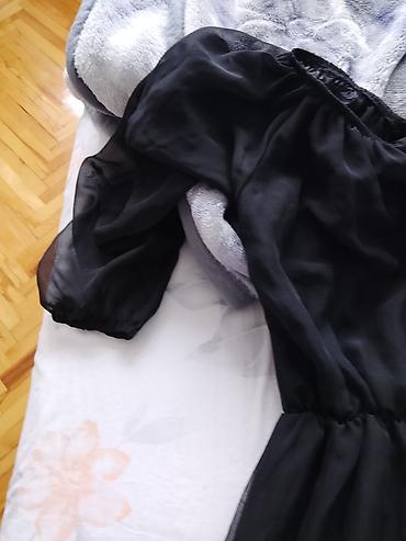 terranova muske majice: Crna haljina - Haljina: crna, lagana i prozračna tkanina sa blagim — 1