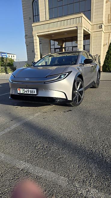 corolla 2018: Toyota bZ5: 2026 г., Электромобиль, Лифтбек — 2
