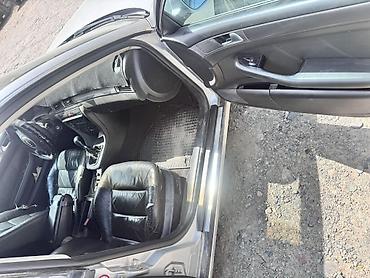 a6 audi: Audi A6 седан (C5), серебристый цвет кузова. Кузов и экстерьер: - — 6