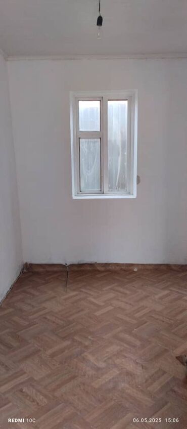 дом участок в селе воронцовке таш добо: 25 кв. м, 2 бөлмө, Жертөлө, ороо, Забор, тосулган