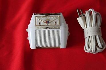statement ogrlice: STARA MAŠINICA ZA BRIJANJE REMINGTON DELUXE | Stara mašinica za — 1