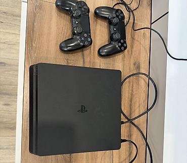 Видеоигры и приставки: Продаю приставку PlayStation 4 Slim с увеличенным объёмом памяти на — 2