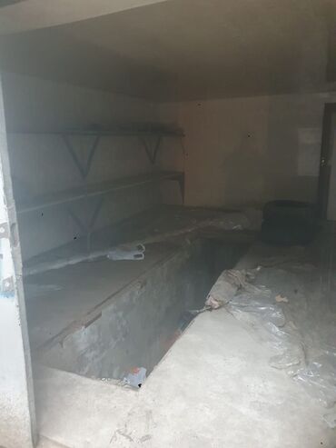 Kirayə qaraj: Qaraj/usta təmiri üçün yer - Dəmir qapılı, yerüstü qaraj tipi sahə - — 6