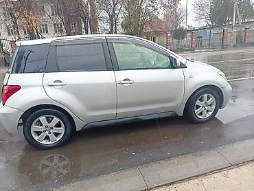 Toyota: Toyota Ist: 2003 г., Автомат, Хэтчбэк — 3