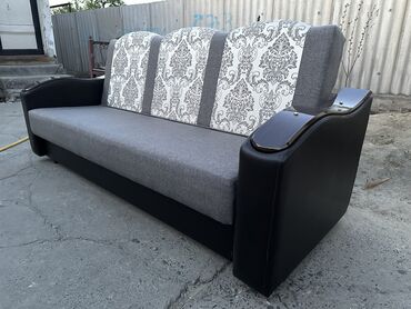 Прямые диваны: Прямой диван, Новый, Трехместный — 14