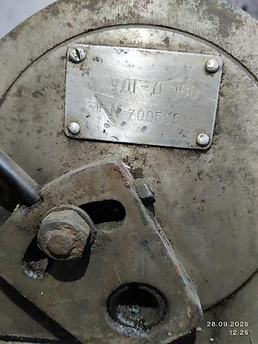 Фрезерные станки: Фрезерный станок без ЧПУ, Горизонтальный, Для металлообработки, Б/у — 9