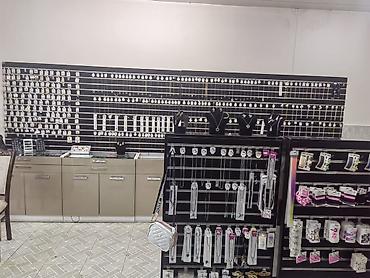 Aksesuarlar üçün vitrinlər: Satılır isdeyen əlaqə saxlasın — 5