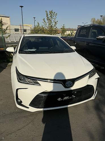 honda corolla: Toyota Corolla: 2020 г., 1.8 л, Вариатор, Гибрид, Седан — 8
