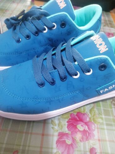 patike nike 36: 38, color - Light blue