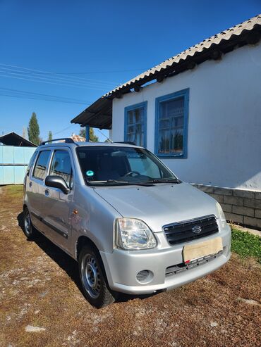 Suzuki: Suzuki Wagon R: 2004 г., 1.3 л, Механика, Бензин