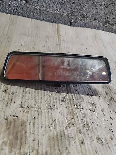 audi 1961: RETROVIZOR U KABINI CRNI ZA VOLKSWAGEN GOLF 5 OD 2003. DO 2009. GOD — 1