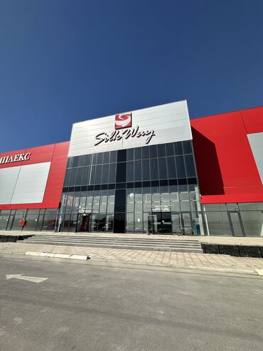 продаю дом в центре города бишкек: Продаю Бутик В торговом центре, 33 м², 1 этаж