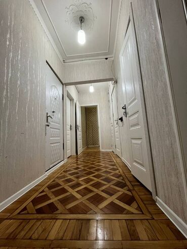 Köhnə tikili: Bakı, 2 otaqlı, Köhnə tikili, m. Əhmədli, 65 kv. m — 10