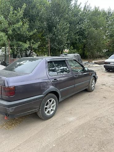 лабавой на ауди: Volkswagen Vento: 1992 г., 1.8 л, Механика, Бензин, Седан — 1