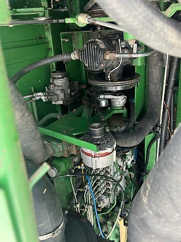 Зерноуборочные комбайны: Продаю комбайн Джон Дир Год выпуска 2008 Модель 1550 Состояние — 11