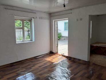 дом с озером: 2 комнаты, 20 м², С мебелью