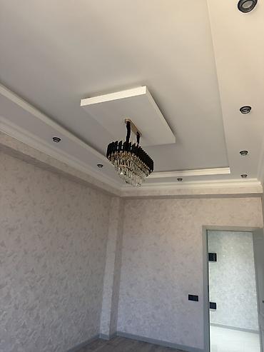 xirdalan residence: Satılır 2 otaqlı - Geniş, işıqlı otaq: Laminat döşəmə, dekorativ — 3