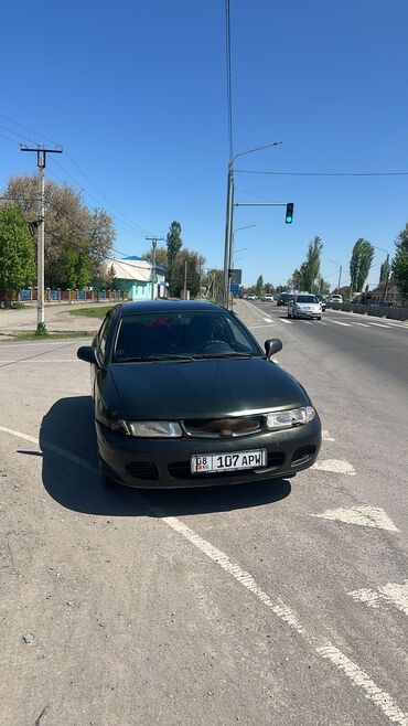 Mitsubishi: Mitsubishi Carisma: 1997 г., 1.6 л, Механика, Бензин, Хэтчбэк