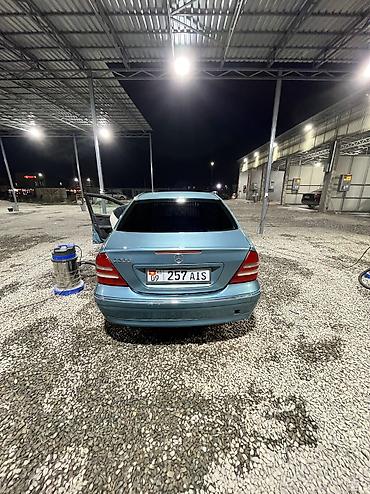 kia cornival: Mercedes-Benz C-Class: 2001 г., 2 л, Автомат, Газ, Седан — 6