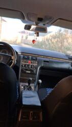 Mercedes-Benz: Mercedes-Benz E-sinfi sedan (W210 kuzov) – gümüş rəng. Texniki — 13