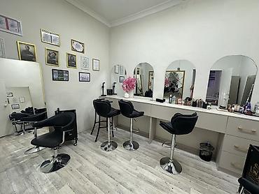 3 room flat: Аренда кабинетов в салонах красоты, 14 м², Для парикмахера, Для визажиста, Для лешмейкера — 1
