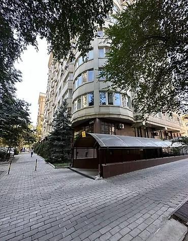 Сдается: 3комнатная квартира Район: Золотой квадрат Адрес: ЖК Консул