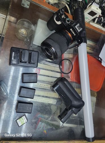canon eos 7d: Sony Alpha 7 (A7) tam kadr güzgüsüz fotoaparat dəsti Xüsusiyyətlər: -