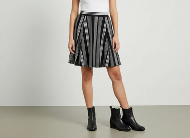 zimowe spódnice midi: Divided, Women`s skirt, size S at lalafo.pl zimowe spódnice midi: Divided, Women`s skirt, size S