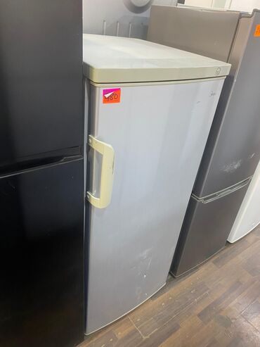 Plitələr və bişirmə panelləri: 2 qapılı Indesit Soyuducu Satılır