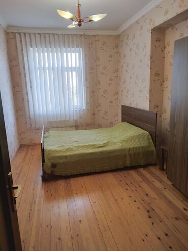 Uzunmüddətli kirayə mənzillər: 3 otaqlı mənzil – geniş və işıqlı - Plan: qonaq otağı, açıq — 8