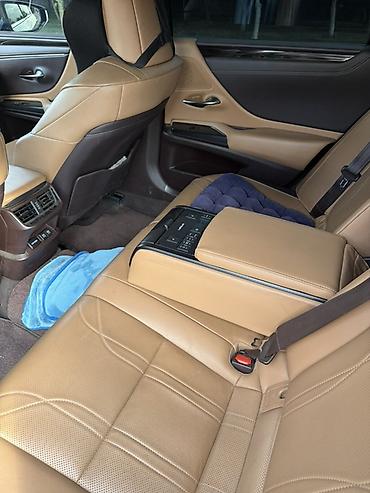 lexus cs: Lexus ES: 2019 г., 2.5 л, Вариатор, Гибрид, Седан — 6