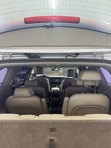 Kia Carnival: 2019 г., 2.2 л, Автомат, Дизель, Минивэн at lalafo.kg — 9 Kia Carnival: 2019 г., 2.2 л, Автомат, Дизель, Минивэн — 9