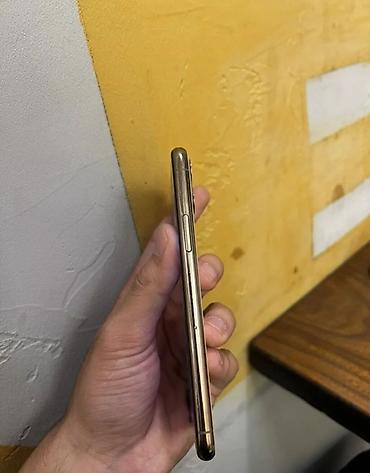 iphone 9: IPhone 11 Pro, Б/у, 256 ГБ, Золотой, Зарядное устройство, 93 % — 2