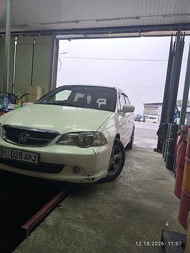 авто на металл: Honda Odyssey: 2003 г., 2.3 л, Автомат, Бензин, Минивэн — 8