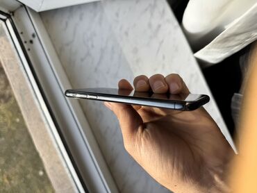 Apple iPhone: IPhone Xs, 64 GB, Space Gray — 5