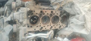 Sbor motorlar və silindr başlıqları: Kia KIA., 2.5 l, Dizel, 2006 il, İşlənmiş — 4