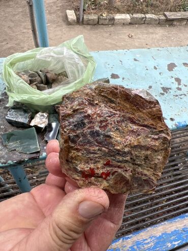 Dekorativ daşlar: Təbii daş və mineral nümunələri paketi - Böyük dekorativ blok: Açıq — 9