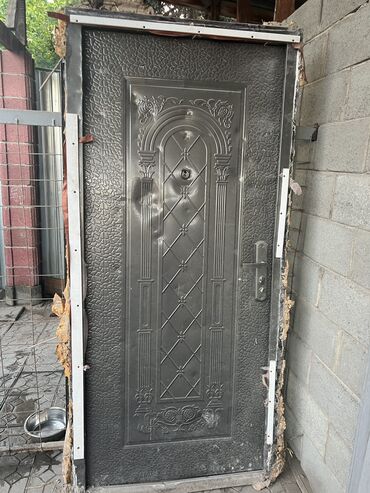 алюминиевые окна двери: Входная дверь, Металл, Б/у, Самовывоз