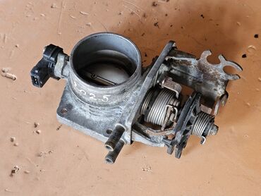 Дроссельные заслонки: Дроссельная заслонка BMW 1997 г., Б/у, Оригинал, Германия — 14