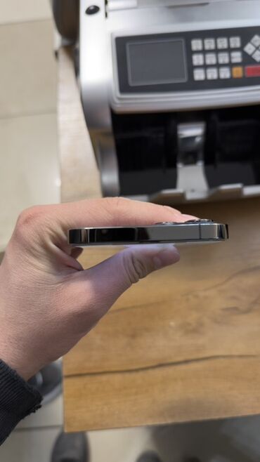 сумки для ноутбуков sumdex: IPhone 12 Pro Max, 256 ГБ, Графит at lalafo.kg сумки для ноутбуков sumdex: IPhone 12 Pro Max, 256 ГБ, Графит