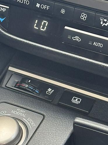 Lexus: Lexus ES: 2016 г., 2.5 л, Гибрид, Седан — 21