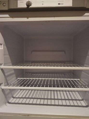 Soyuducular: Ikili kameraya malik soyuducu - Üst kamera: dondurucu bölmə — 1