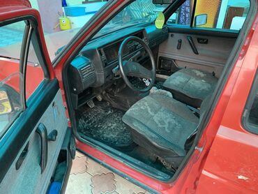 Volkswagen: Volkswagen Jetta: 1984 г., 1.6 л, Механика, Дизель, Седан — 15