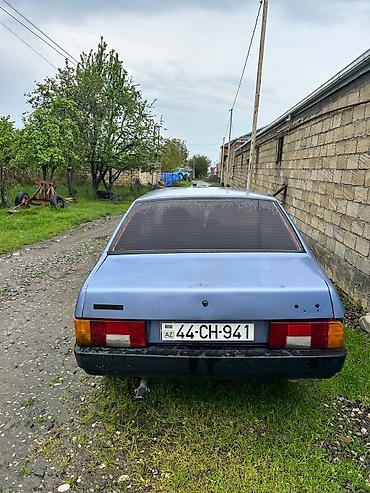 VAZ (LADA): VAZ 21099 sedan xadovoy çiçəyin çiçəyi mator karpka təzə yığılıb yağ — 12
