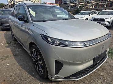 5 100 17: Dongfeng : 2026 г., 1.5 л, Электромобиль, Внедорожник — 10