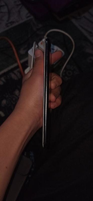 Apple iPhone: IPhone 7 Plus, Черный, Чехол — 6